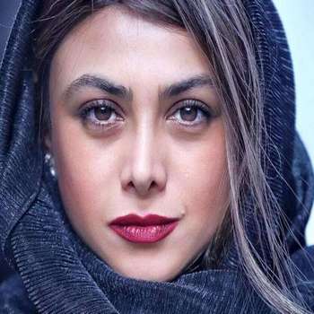 آزاده صمدی